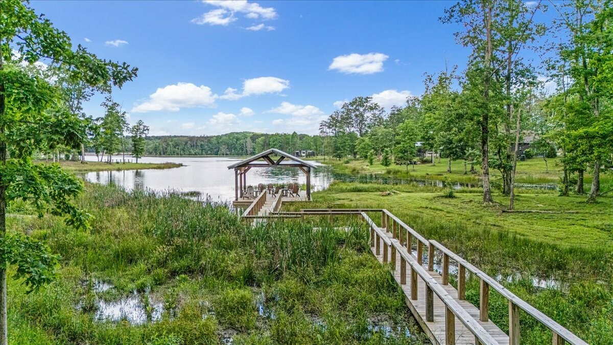 Property Photo: 411 Waters Edge Way TN 37387