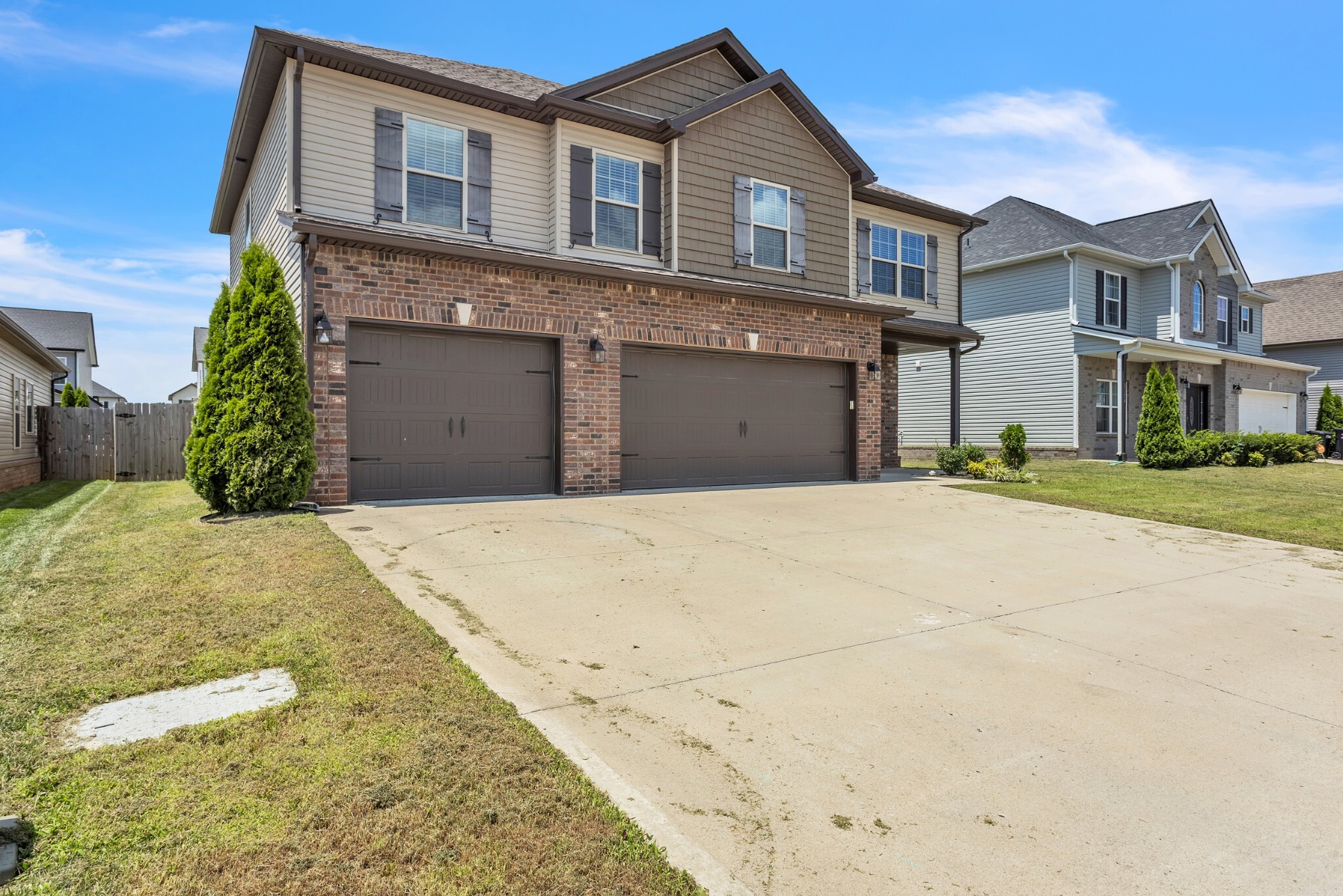 Property Photo: 1370 Millet Dr TN 37040