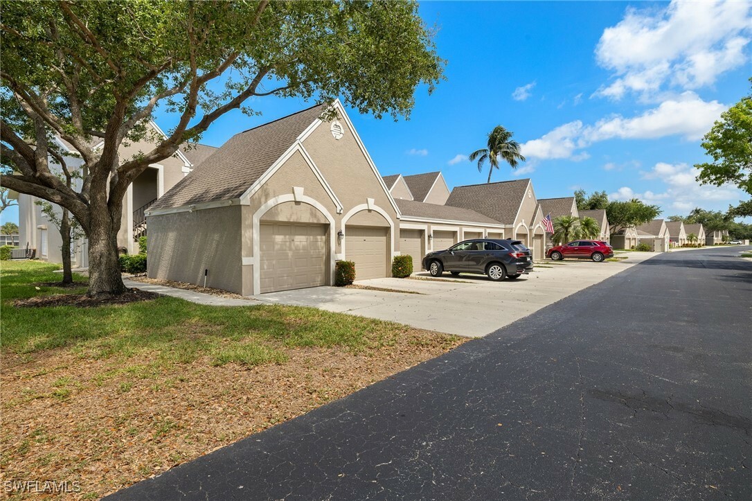 Property Photo: 16290 Kelly Cove Drive 253 FL 33908