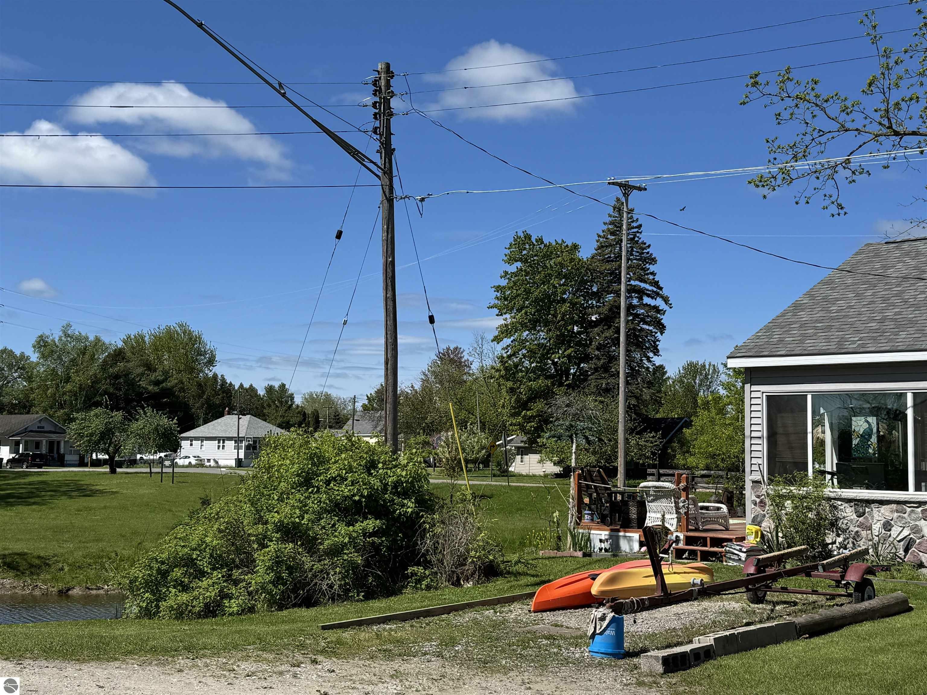 Property Photo: 411 Hamilton Road MI 48763