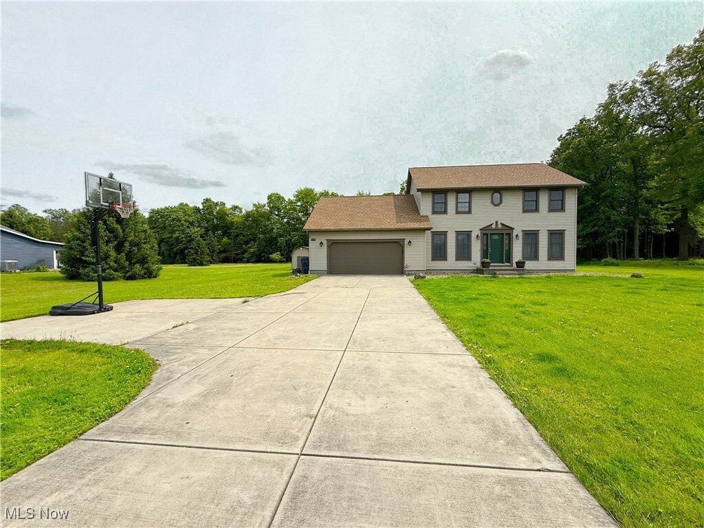 Property Photo: 11737 Gladstone Road SW OH 44451