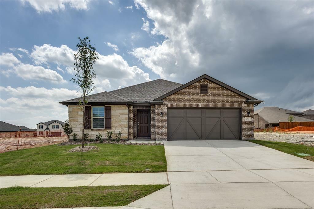 Property Photo: 3916 Amethyst Drive TX 75009