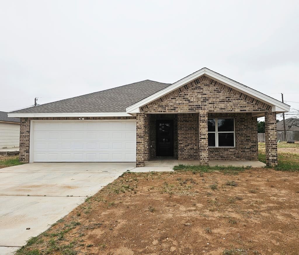 Property Photo: 508 E Estes Ave TX 79701