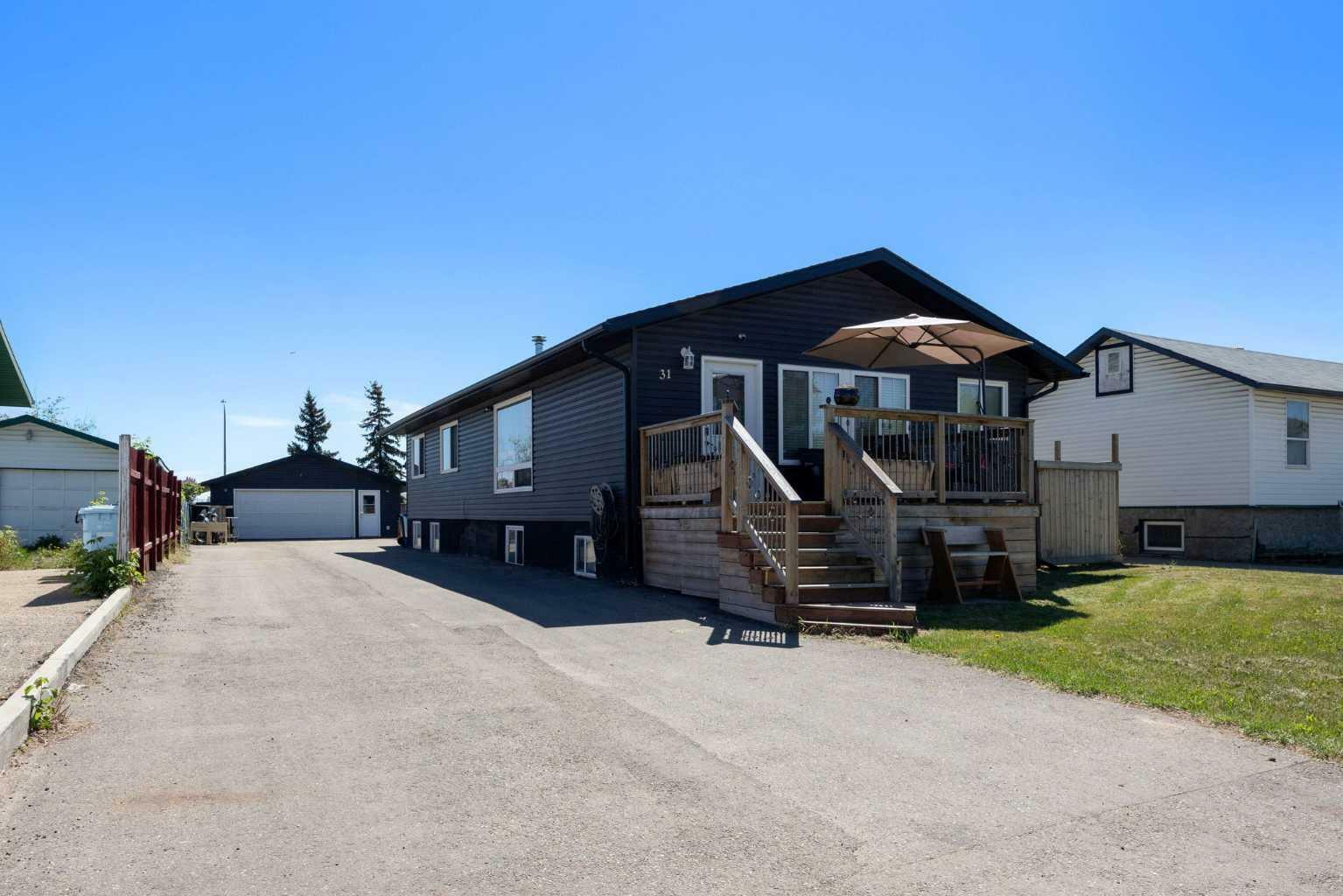 Photo de la propriété: 31 Rae Crescent AB T9H 1H2