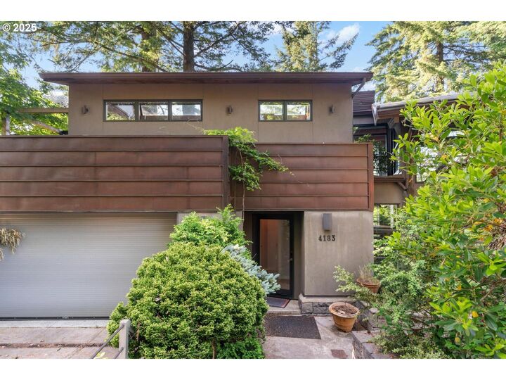 Property Photo:  4183 SW Greenleaf Dr  OR 97221