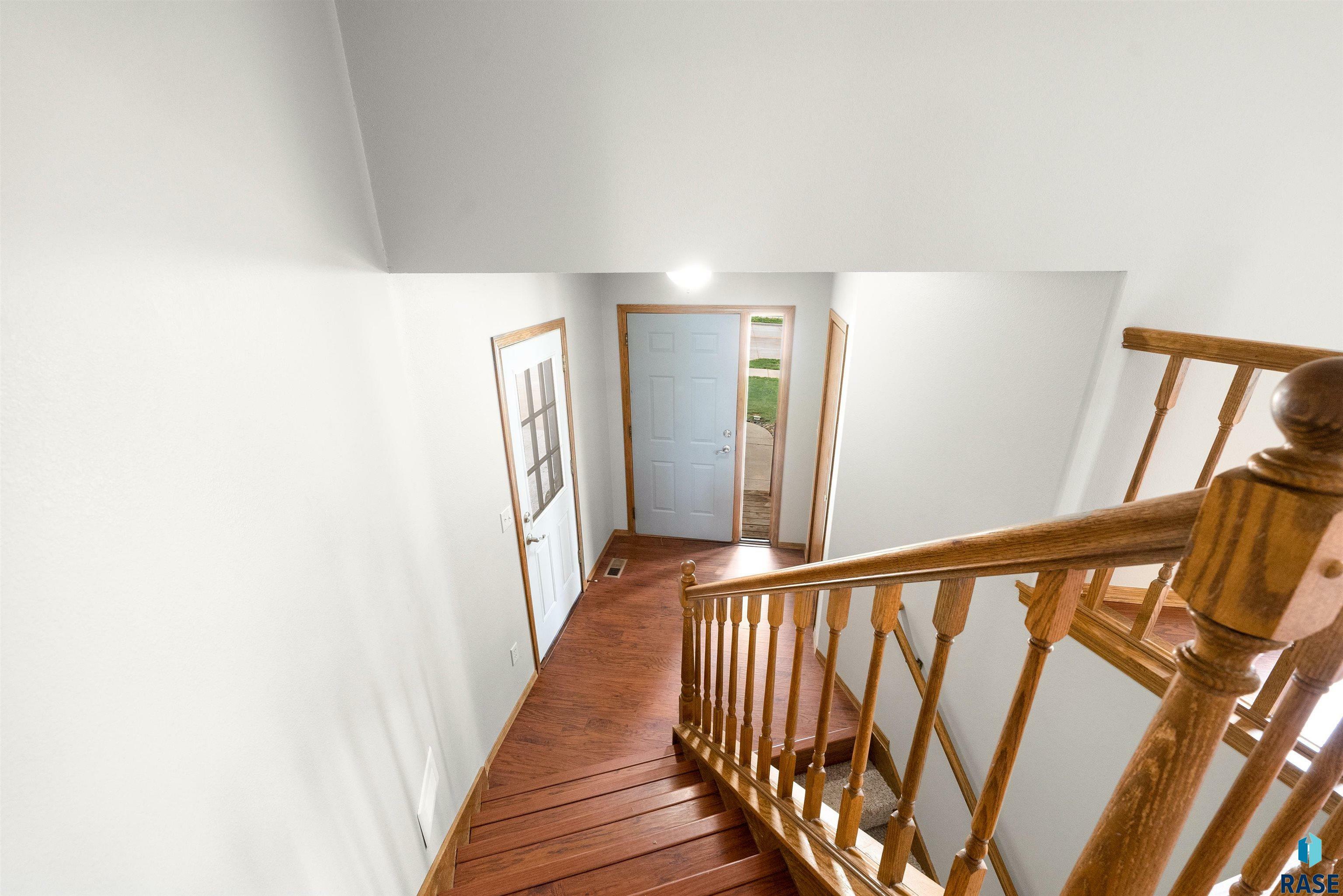 Property Photo: 601 Perry Ln SD 57032