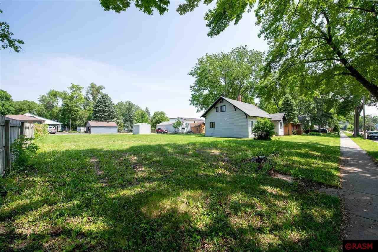 Property Photo: 330 Mound Avenue MN 56001
