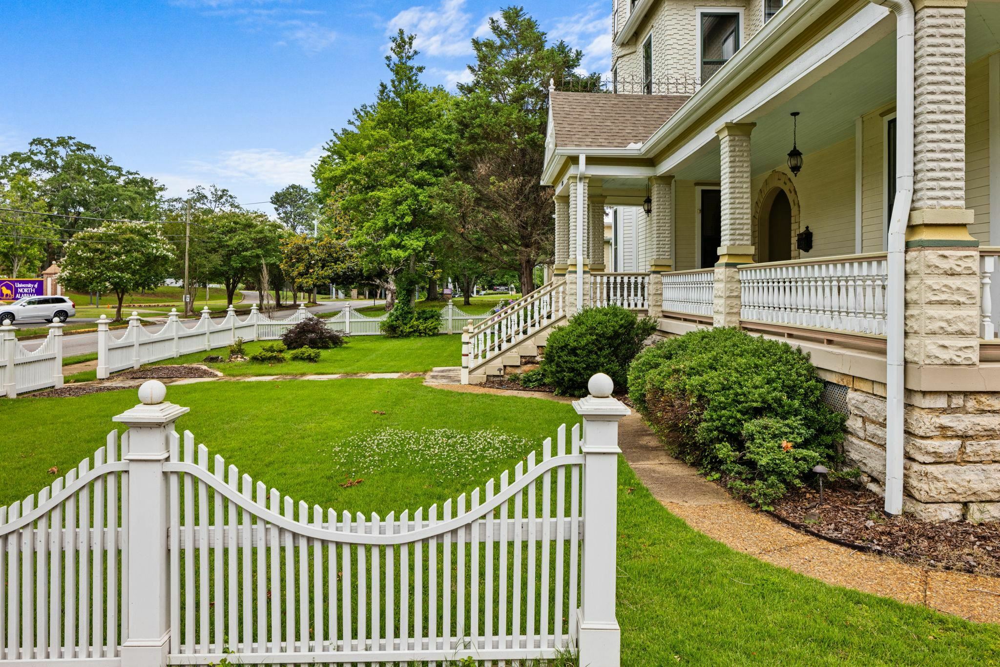 Property Photo: 658 Wood Ave AL 35630 - FLORENCE