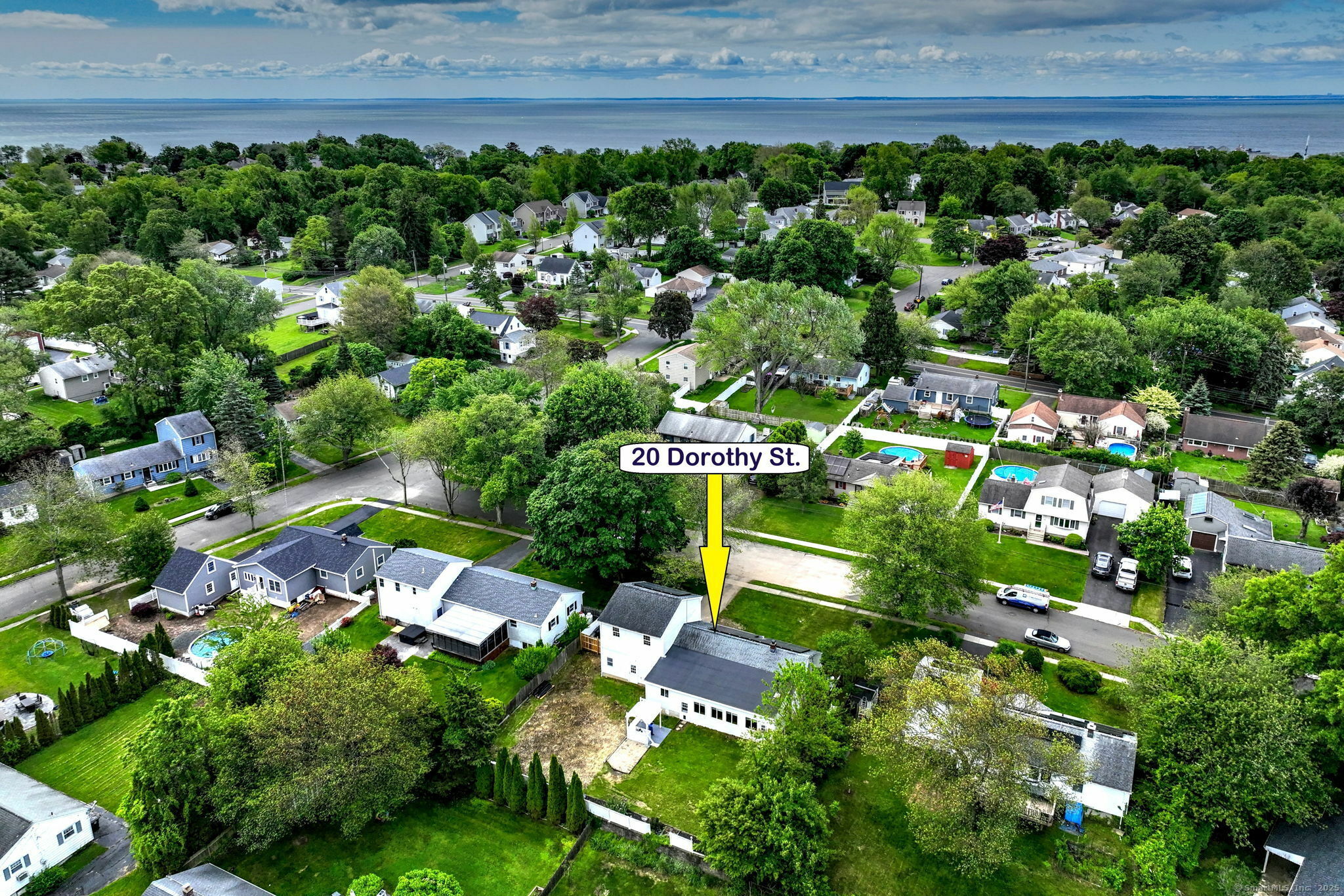 Property Photo:  20 Dorothy Street  CT 06460 