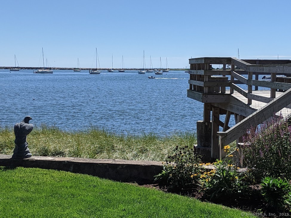 Property Photo: 350 Grovers Avenue 7C CT 06605