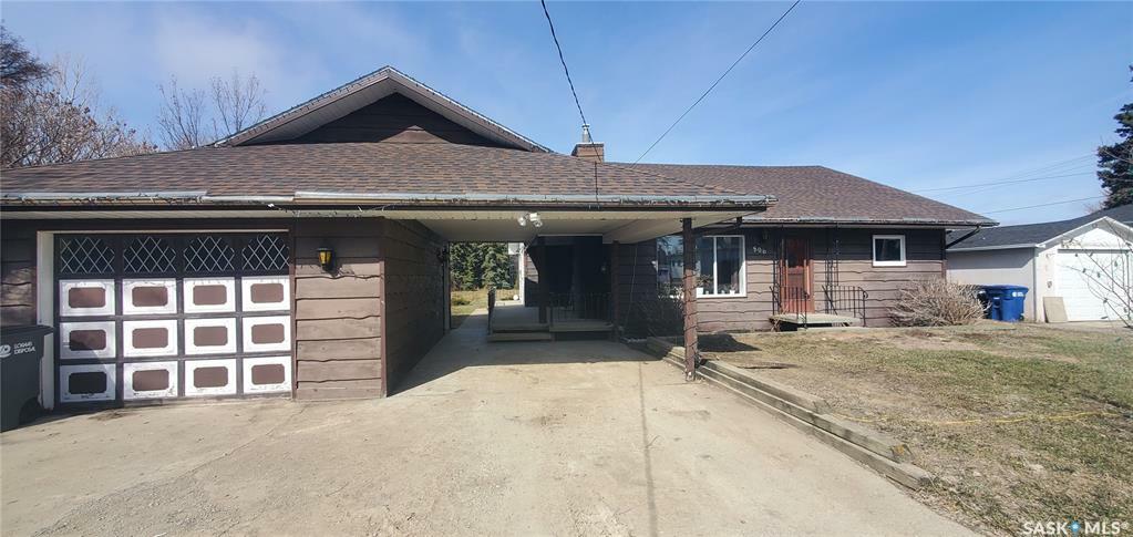 Photo de la propriété: 806 Garnet Street SK S0G 2B0