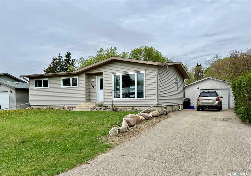 Photo de la propriété: 221 Fifth Street SK S0A 0H0
