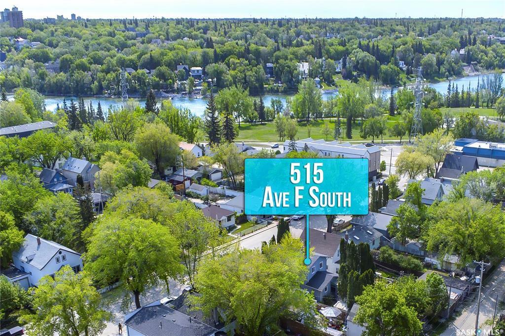 Property Photo: 515 F Avenue S SK S7M 1T6