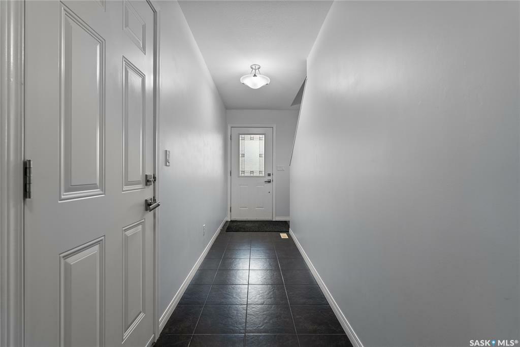 Property Photo:  365 Dawson Crescent 14  SK S7R 0L6 