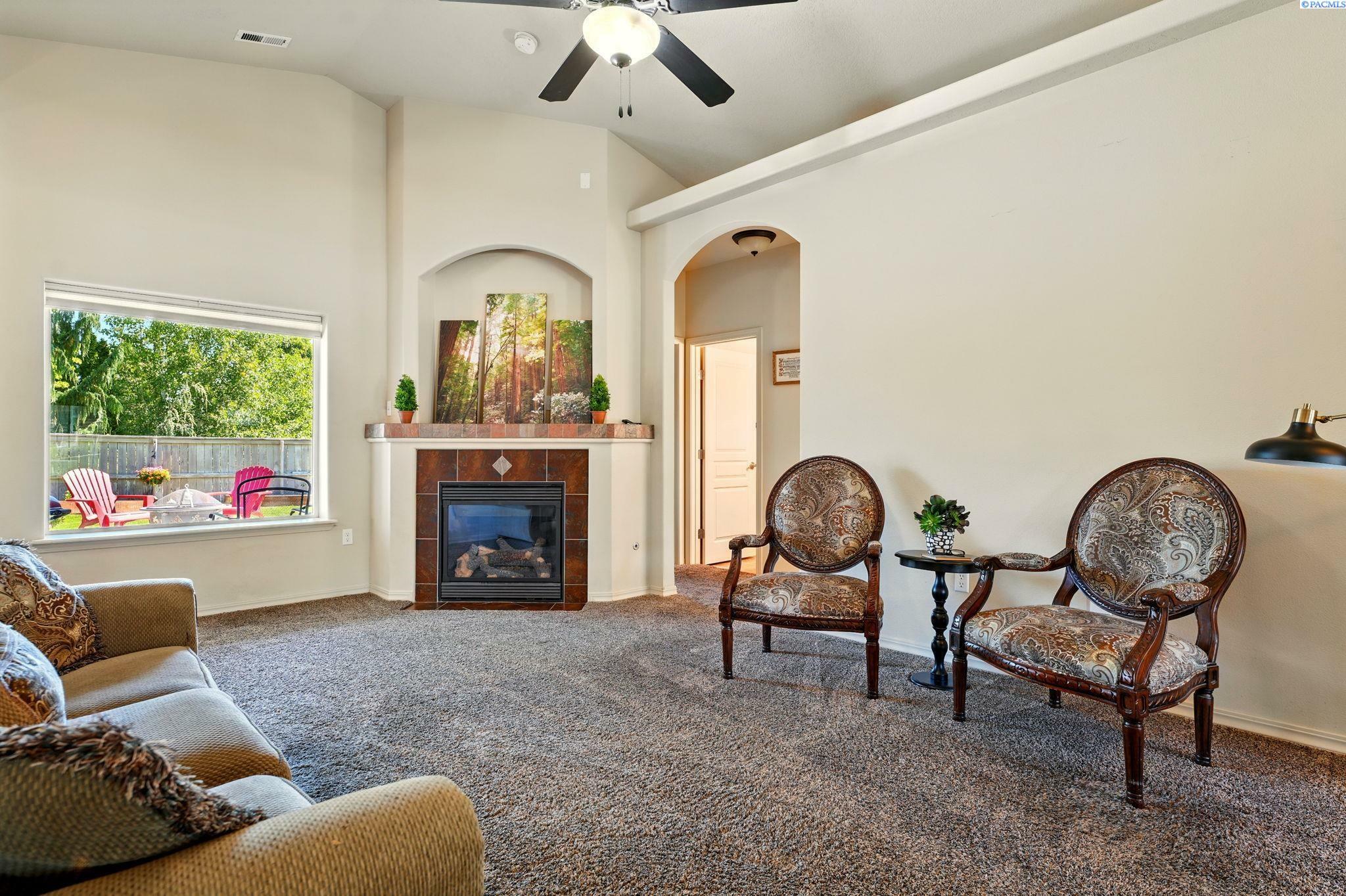 Property Photo: 5506 W 23rd Ave WA 99338