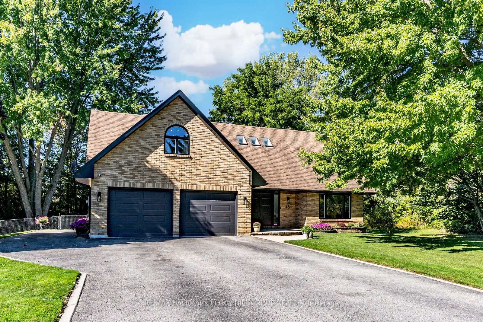 Property Photo: 48 Lawrence Avenue ON L9X 0C6