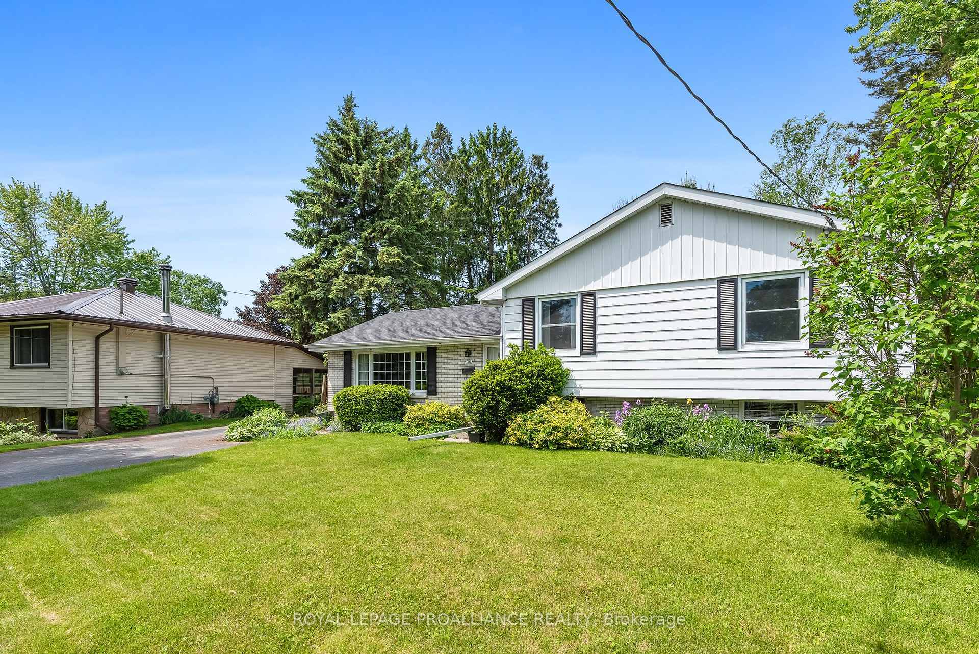 Photo de la propriété:  36 Applewood Drive  ON K8P 4E2 