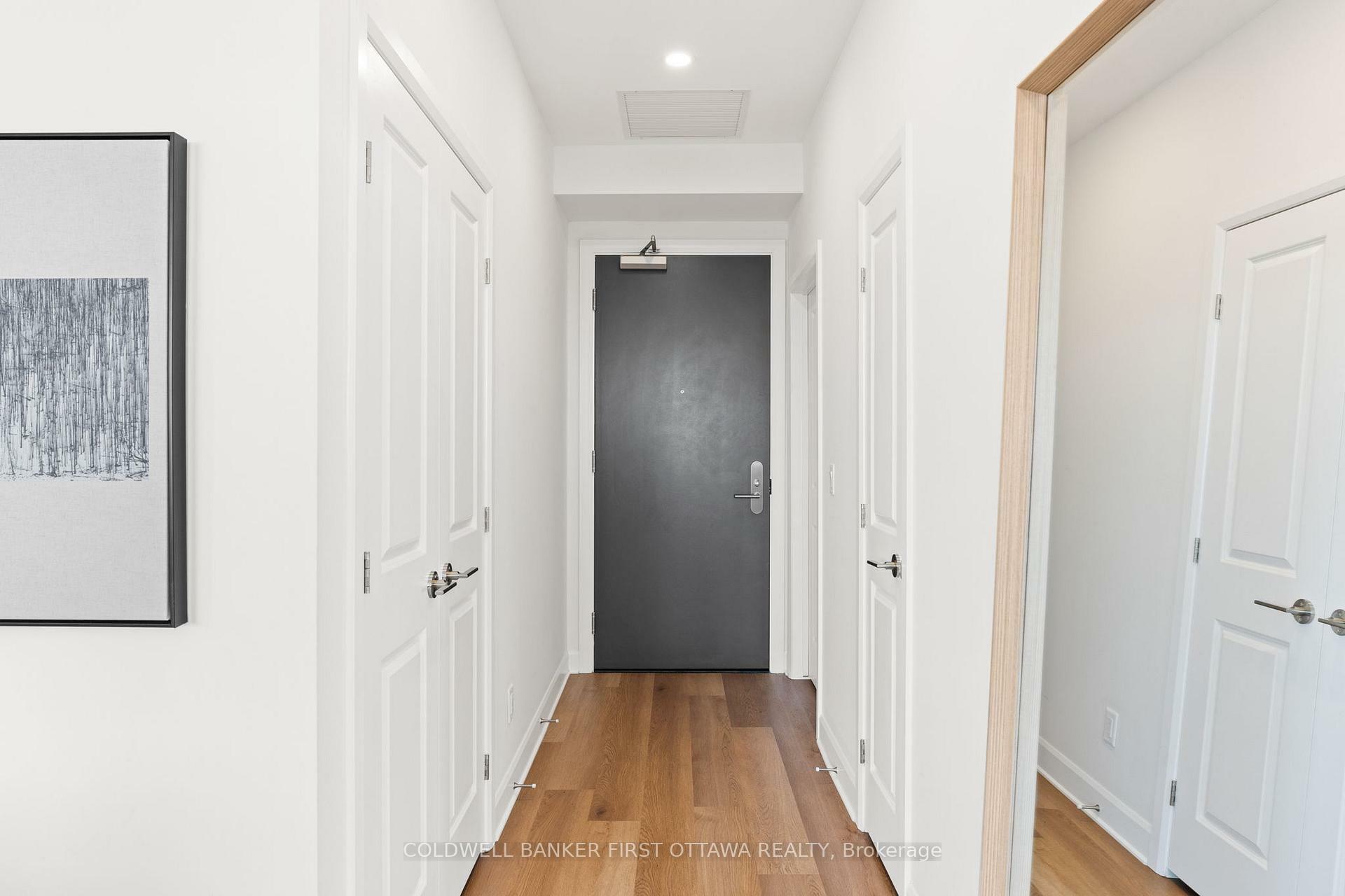 Property Photo: 3000 Tawadina Road 304 ON K1K 5B4