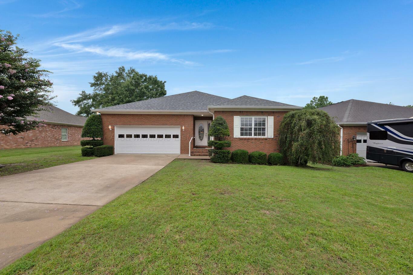 Property Photo: 437 Golden Eagle Cir AL 35504
