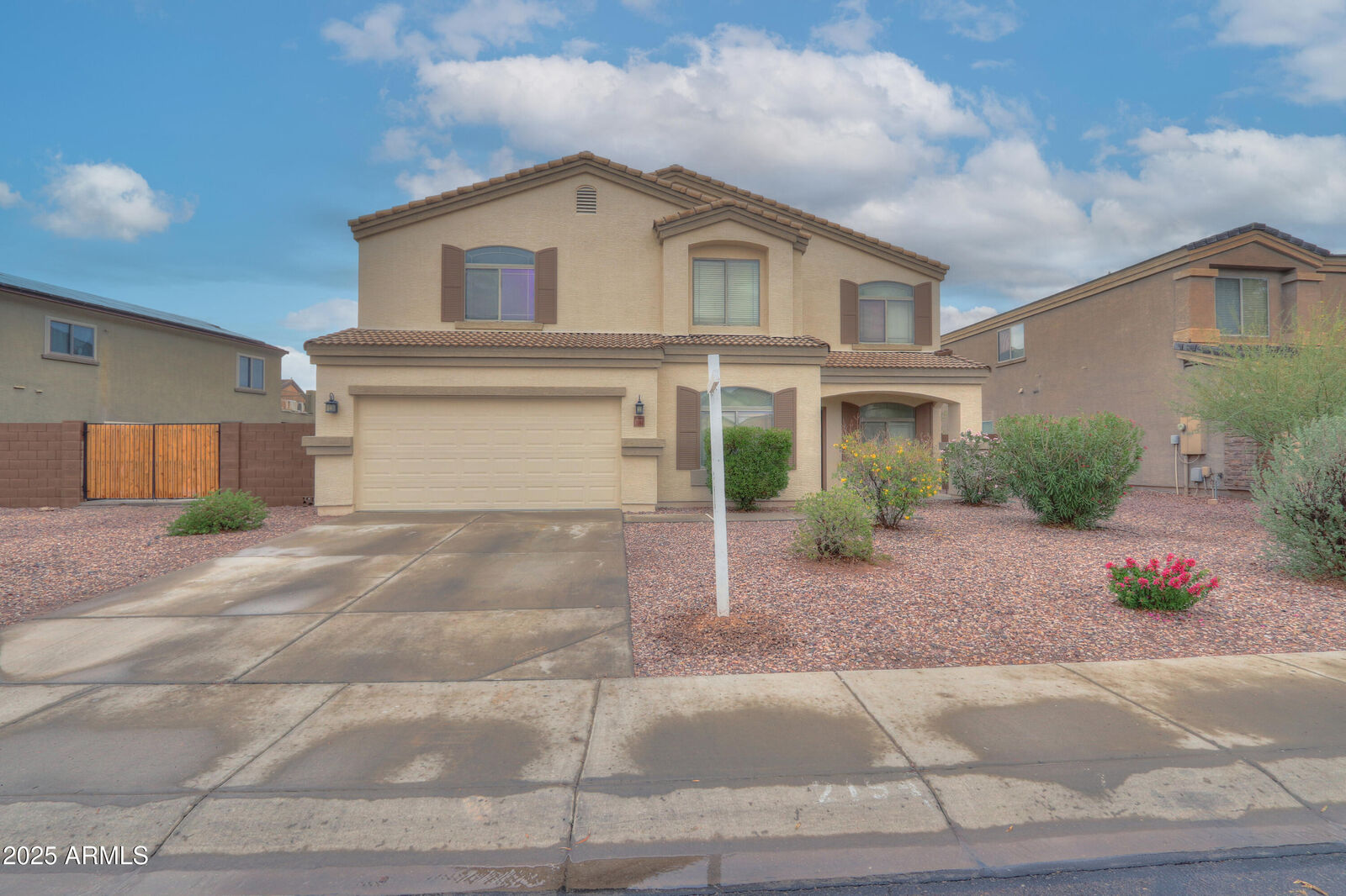 Property Photo:  2194 N Magdelena Place  AZ 85122 