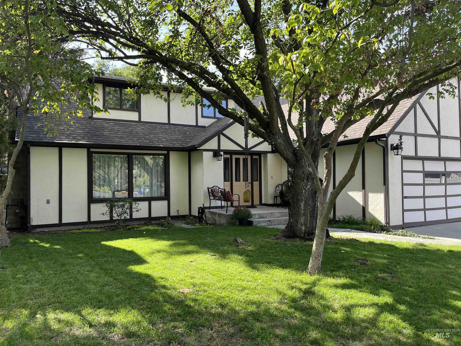 Property Photo:  354 W. Syringa Ct  ID 83501 