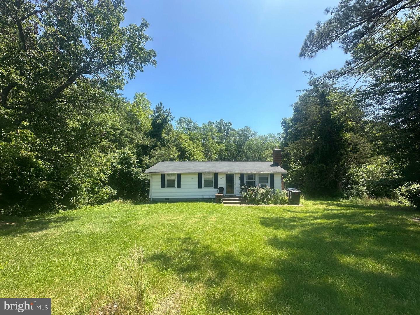 Property Photo: 3512 Len Hart Lane VA 22408