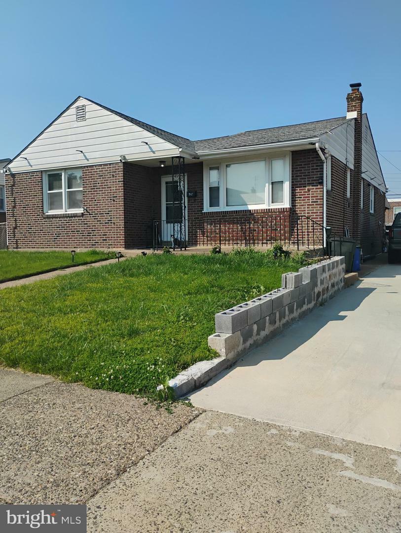 Property Photo: 1847 Berwyn Street PA 19115