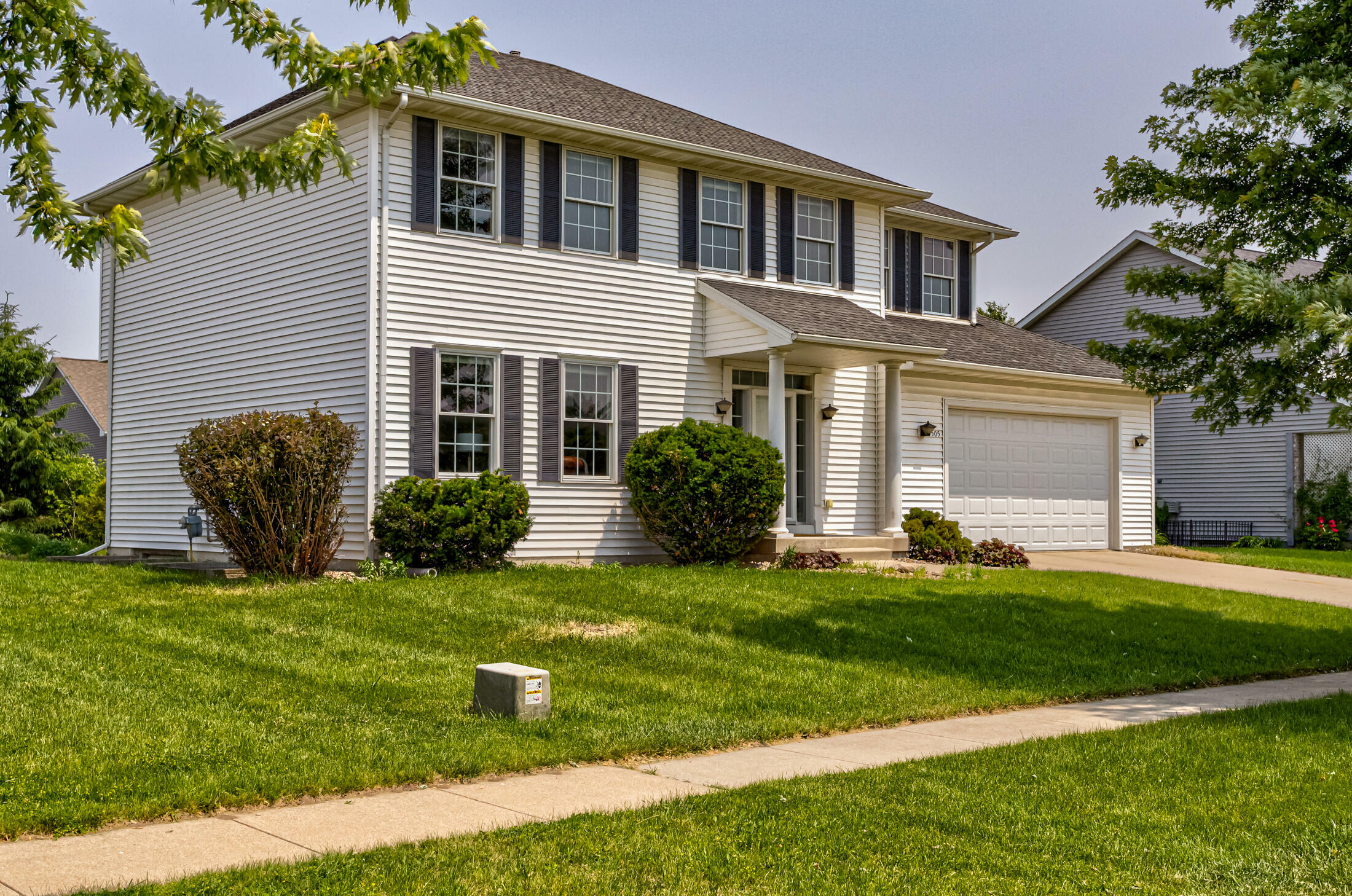 Property Photo: 5505 Maryland Street IA 50014