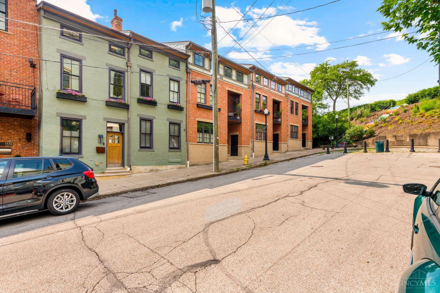 Property Photo: 1333 Pendleton Street OH 45202