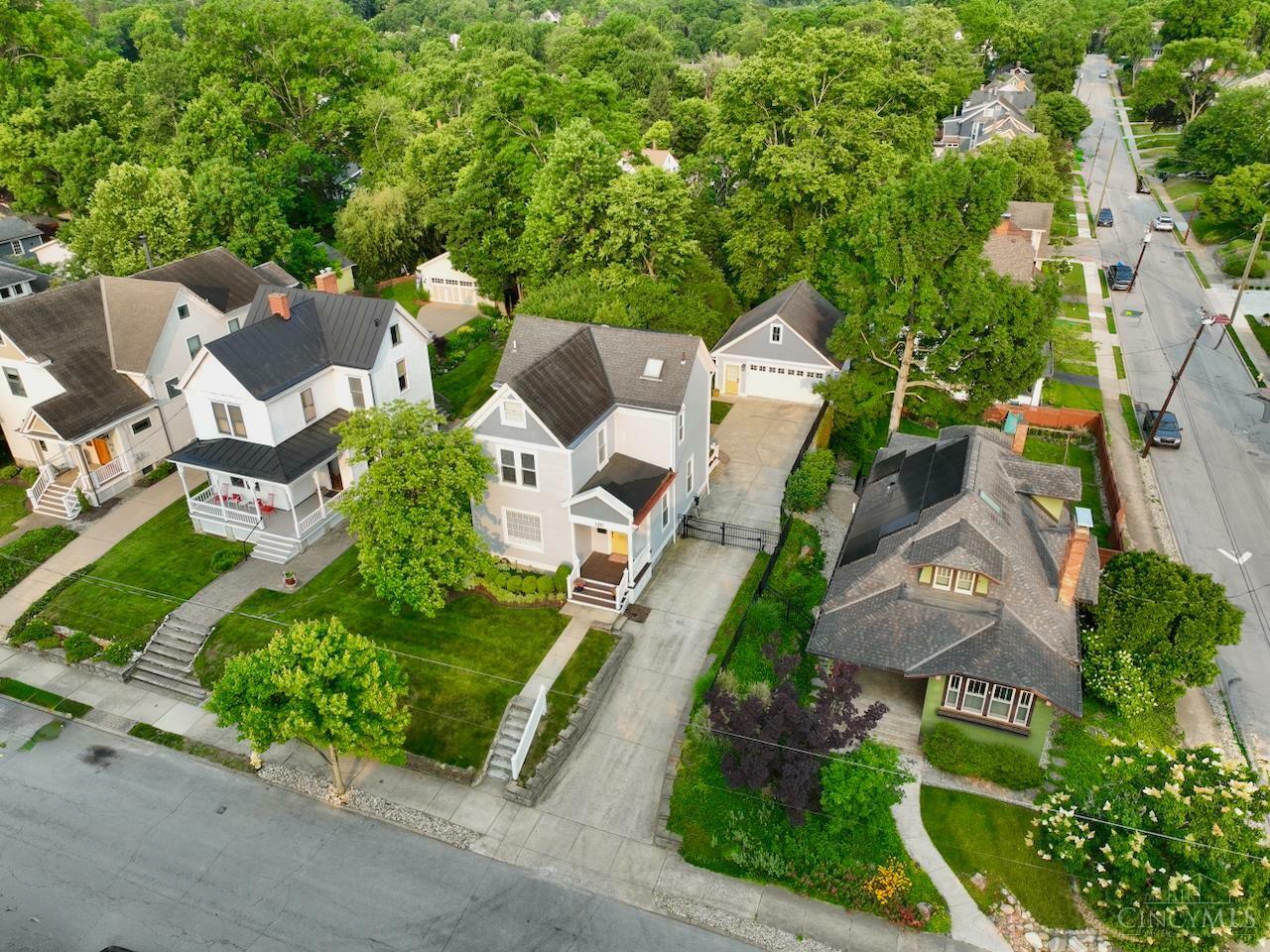 Property Photo: 1237 Halpin Avenue OH 45208