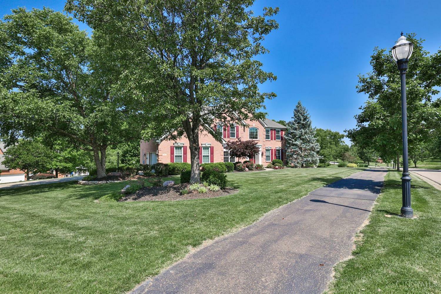 Property Photo: 897 Southerness Drive OH 45245