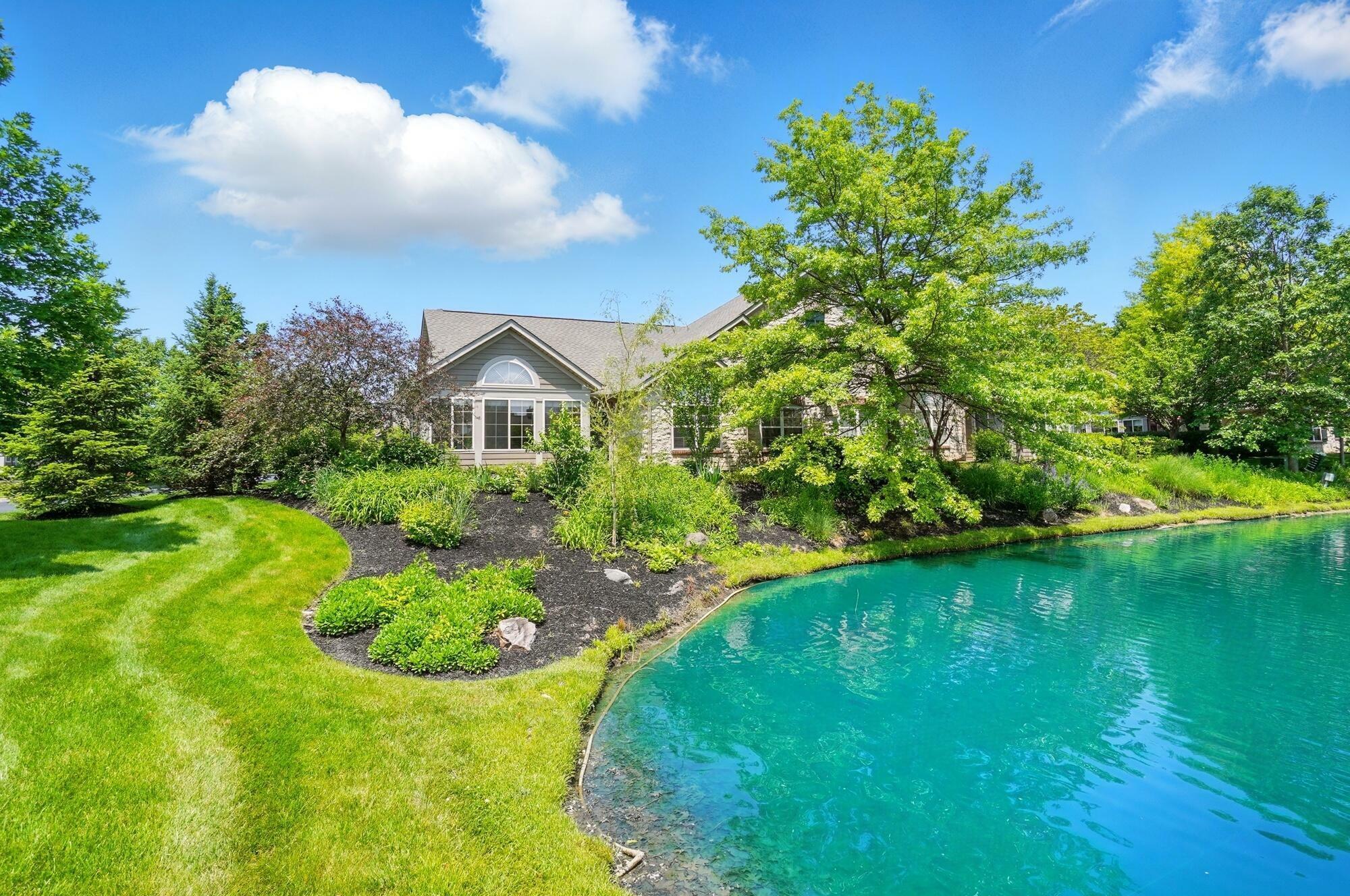 Property Photo: 4298 Bridgeside Place OH 43054