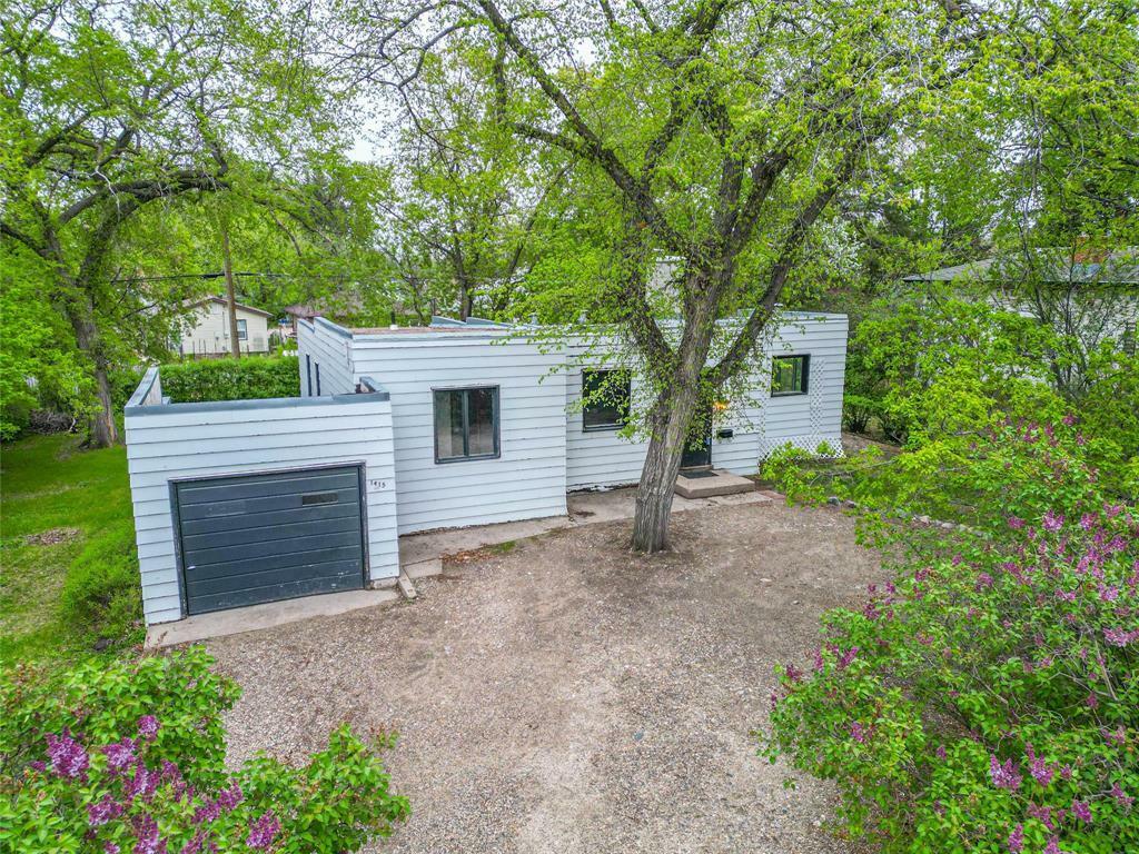 Property Photo: 1415 8th Street MB R7A 3Z6