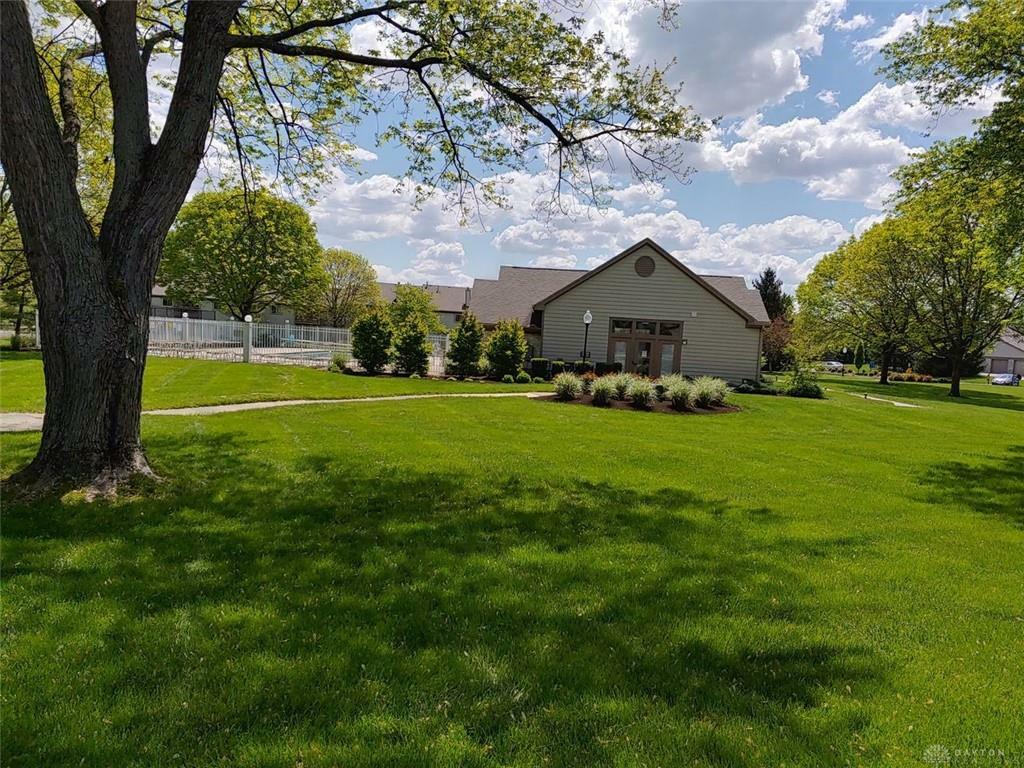 Property Photo: 1640 Piper Lane 206 OH 45440