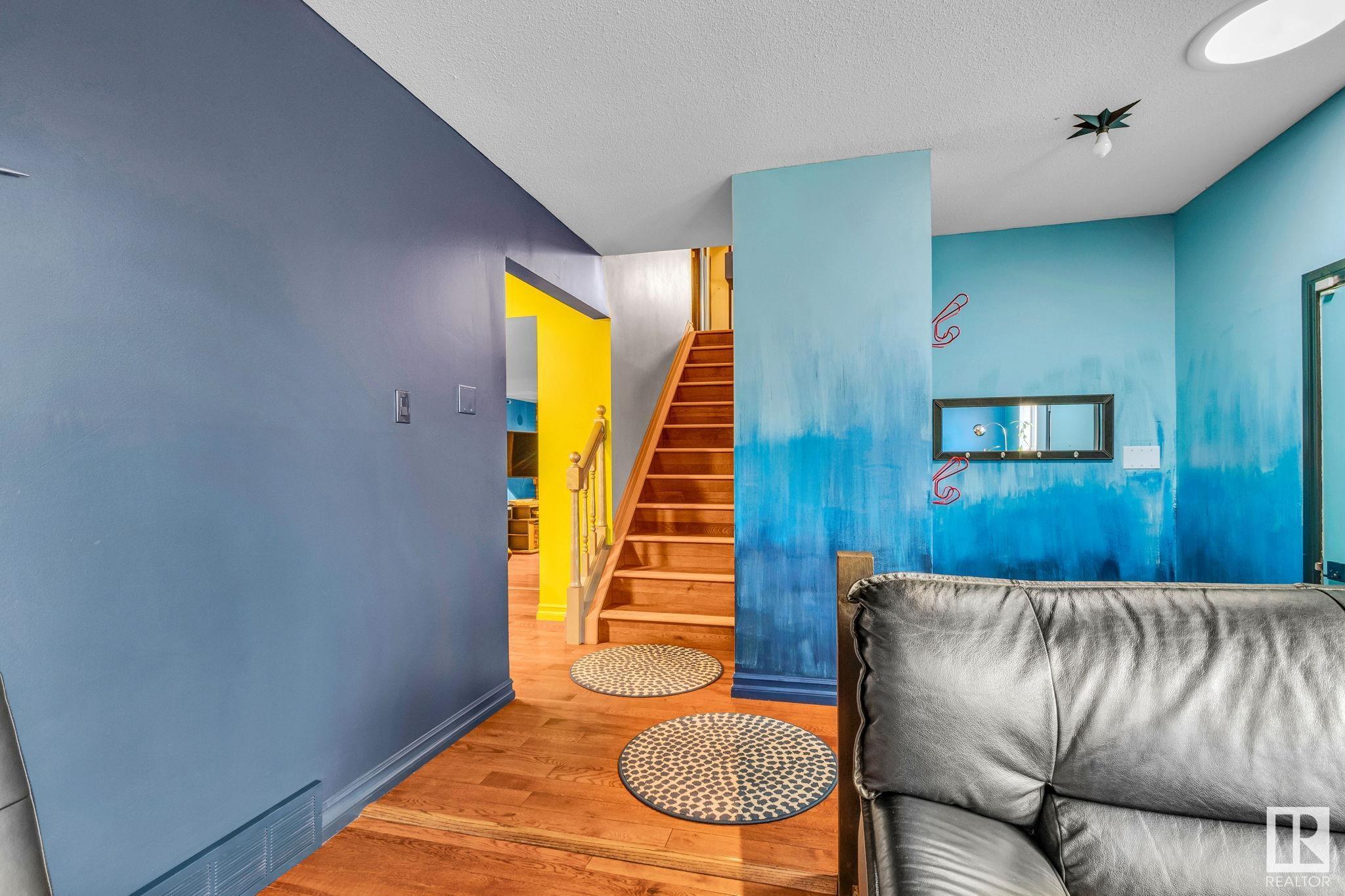 Property Photo: 3018 110A Street NW AB T6J 3G1