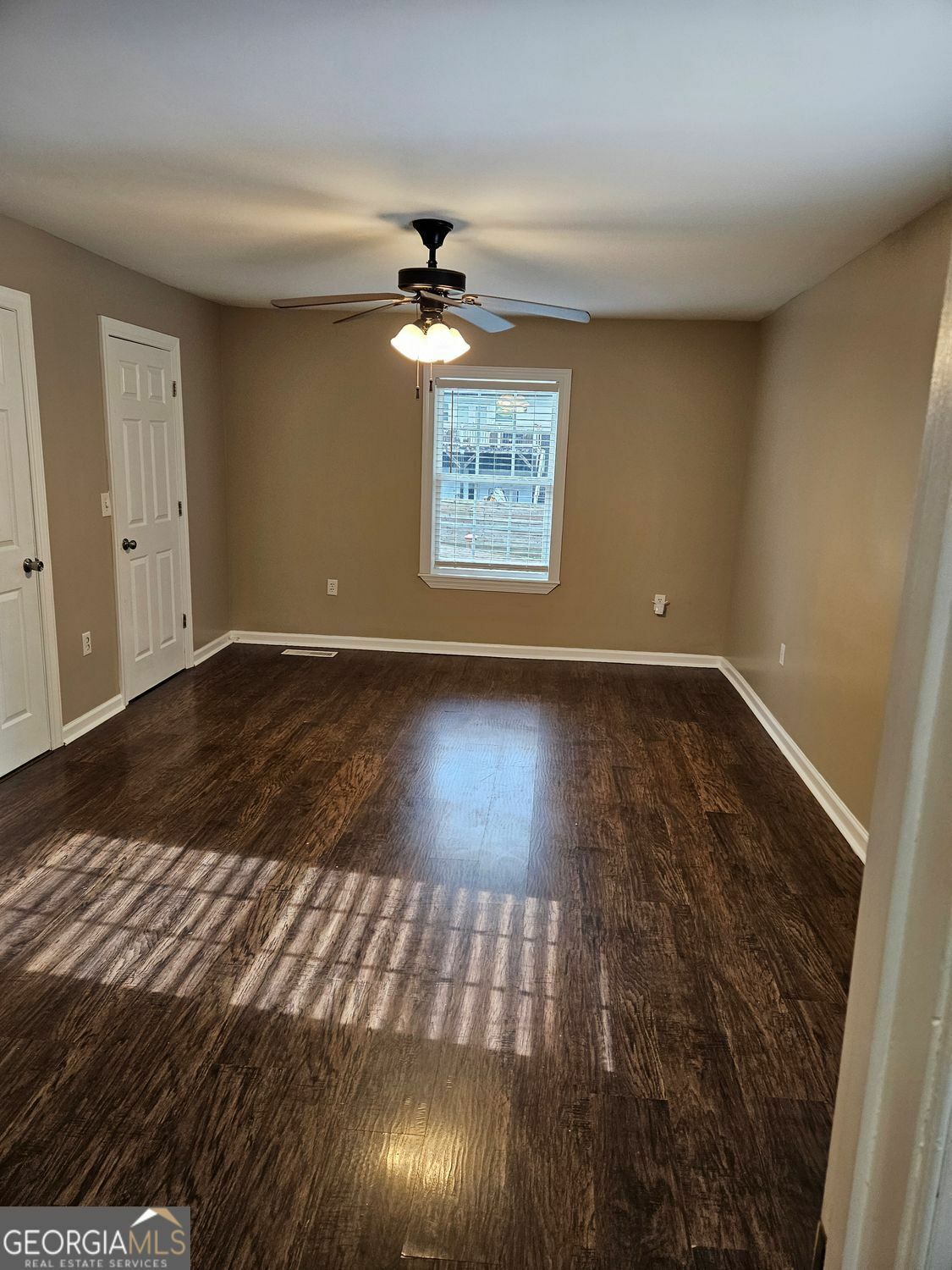 Property Photo: 686 Center Hill Avenue Northwest Avenue NW GA 30318