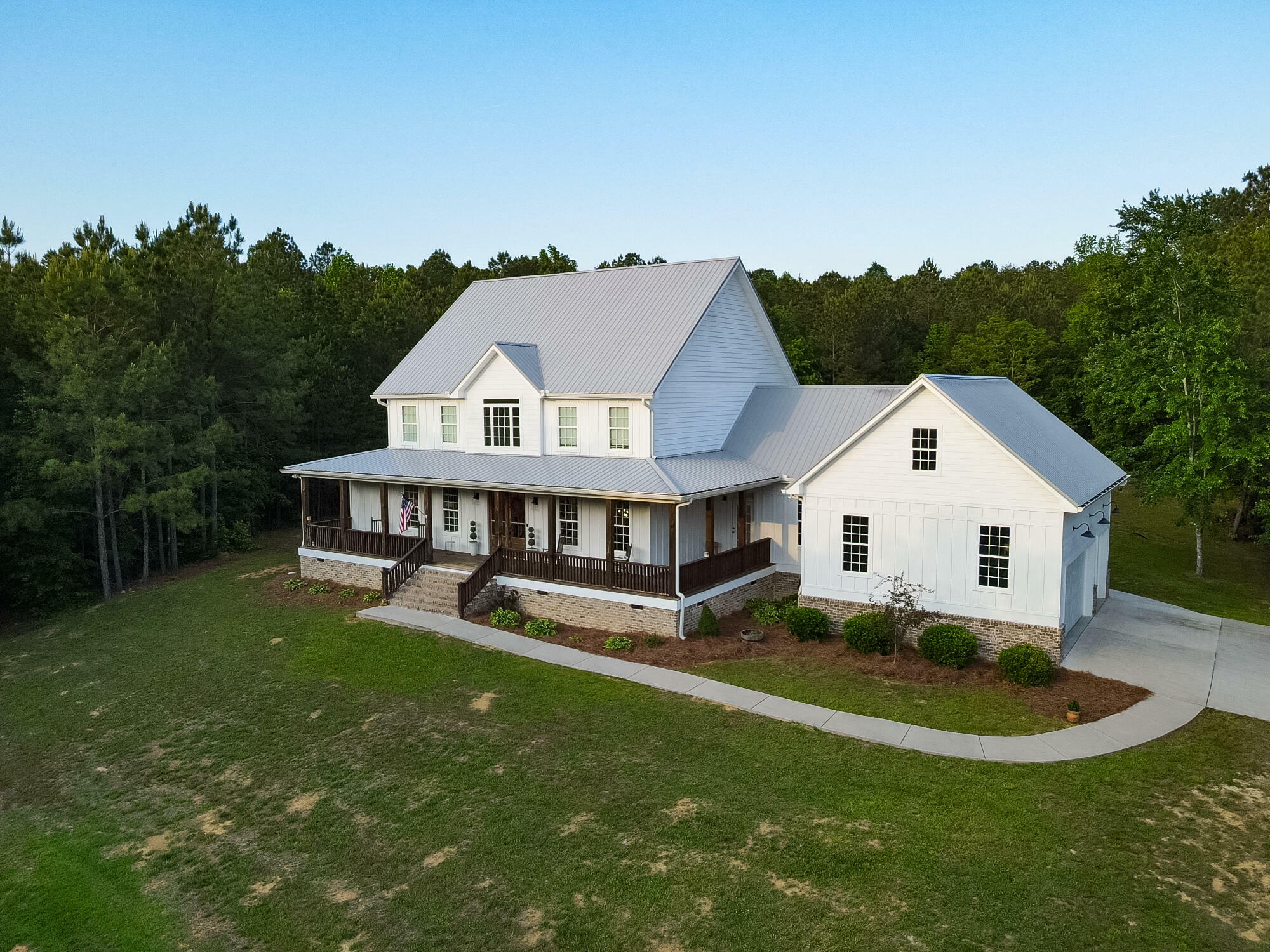 Property Photo: 564 Crumbley Road GA 30705