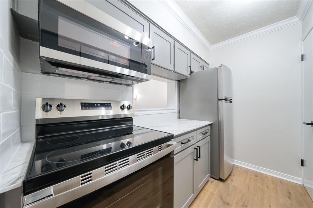 Property Photo: 3224 Timmons Lane 157 TX 77027