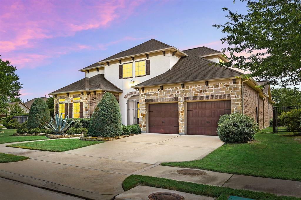 Property Photo: 11003 Flanker Way TX 77407