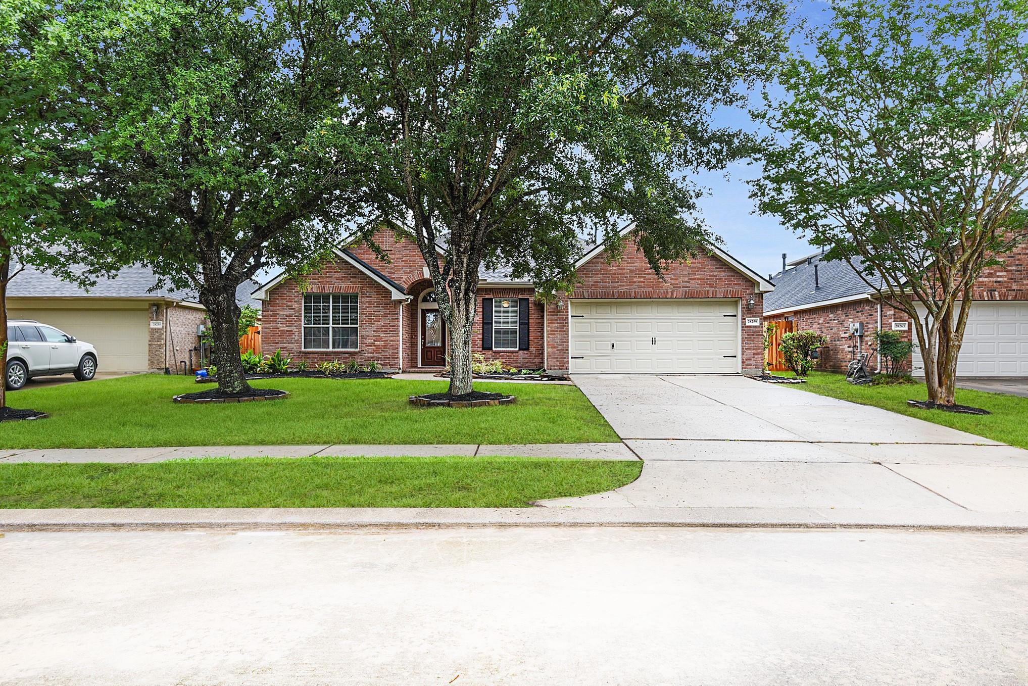 Property Photo: 28259 Daystrom Lane TX 77494