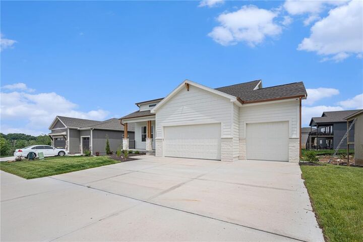 Property Photo: 12445 Empress Street MO 64079