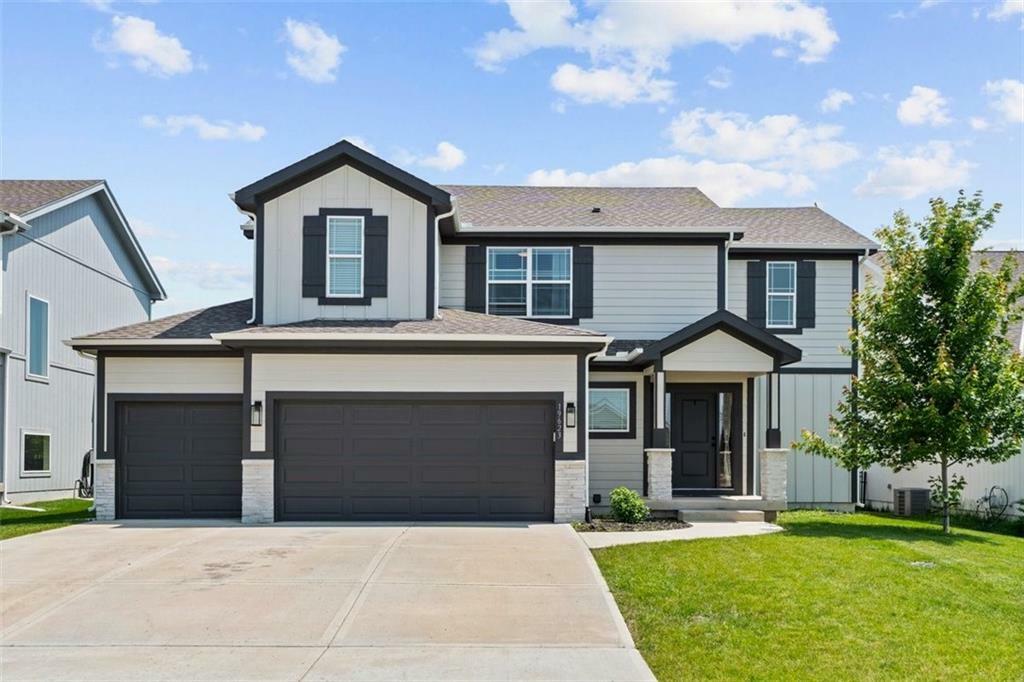 Property Photo: 19623 W 196th Terrace KS 66083