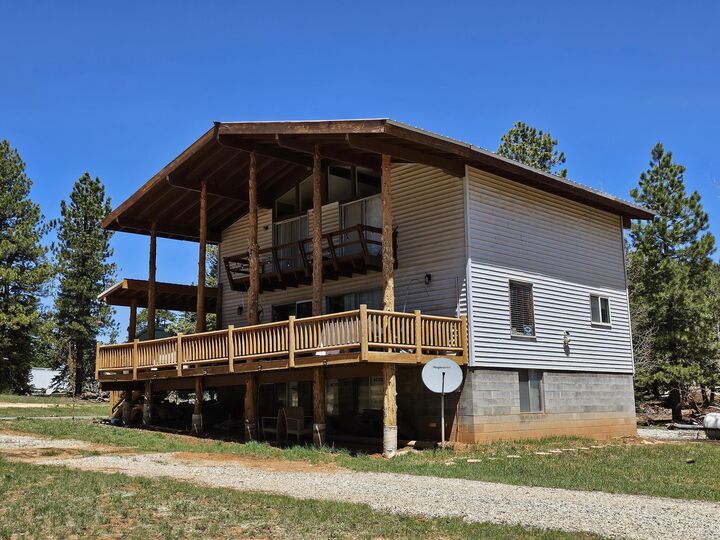 1330 Strawberry Point Rd  Duck Creek Village UT 84762 photo
