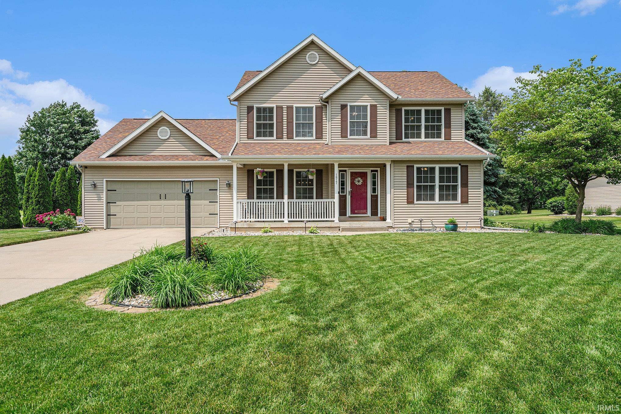 Property Photo: 1817 Amberwood Drive IN 46526-5538