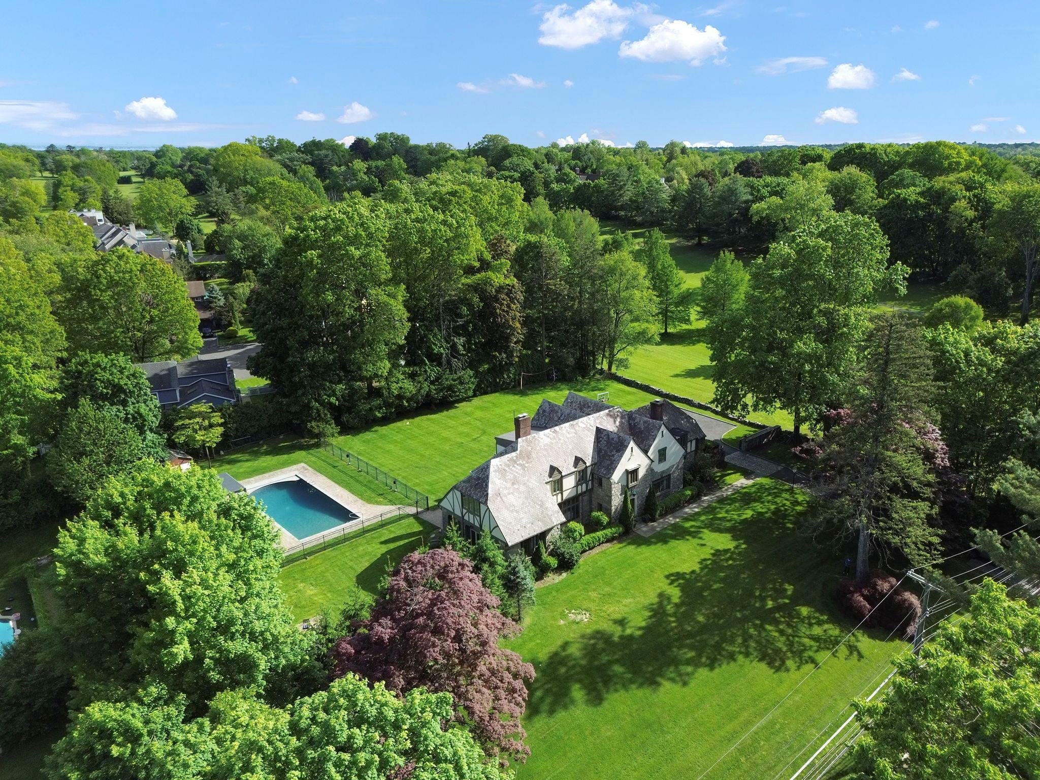 Property Photo: 269 Bryant Avenue NY 10605