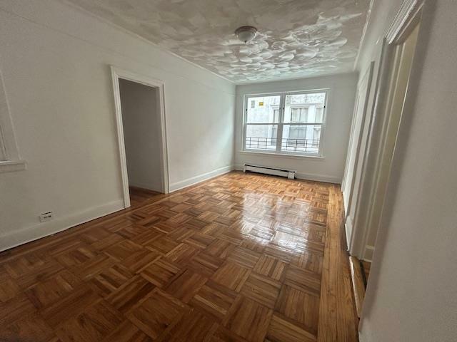 Property Photo: 2912 Cruger Avenue 3 NY 10467