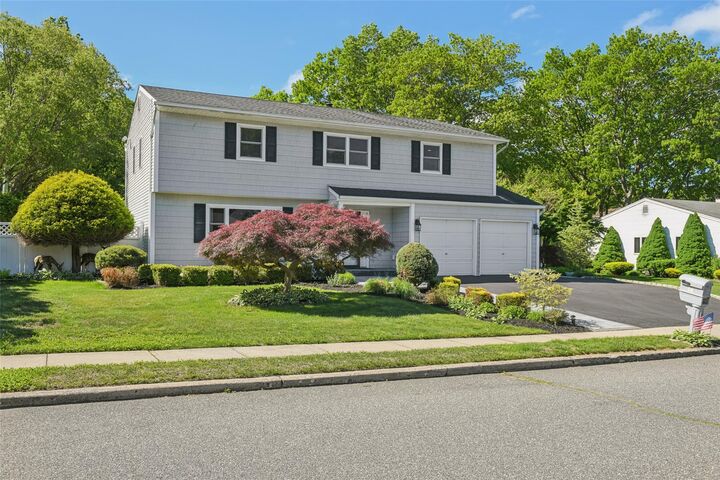 Property Photo:  26 Wilson Street  NY 11776 