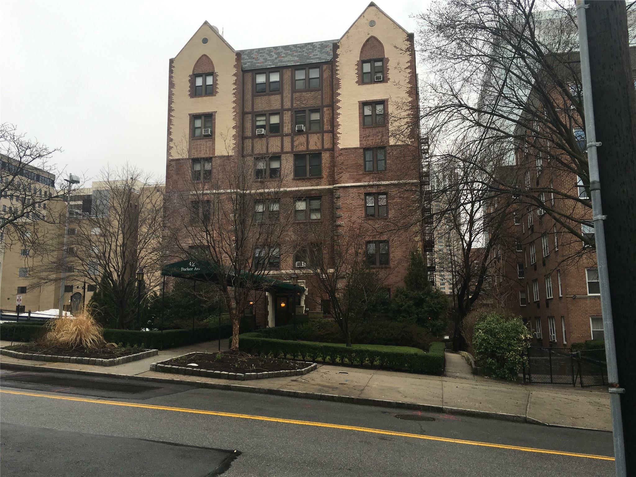 Property Photo:  42 Barker Avenue 6F  NY 10601 