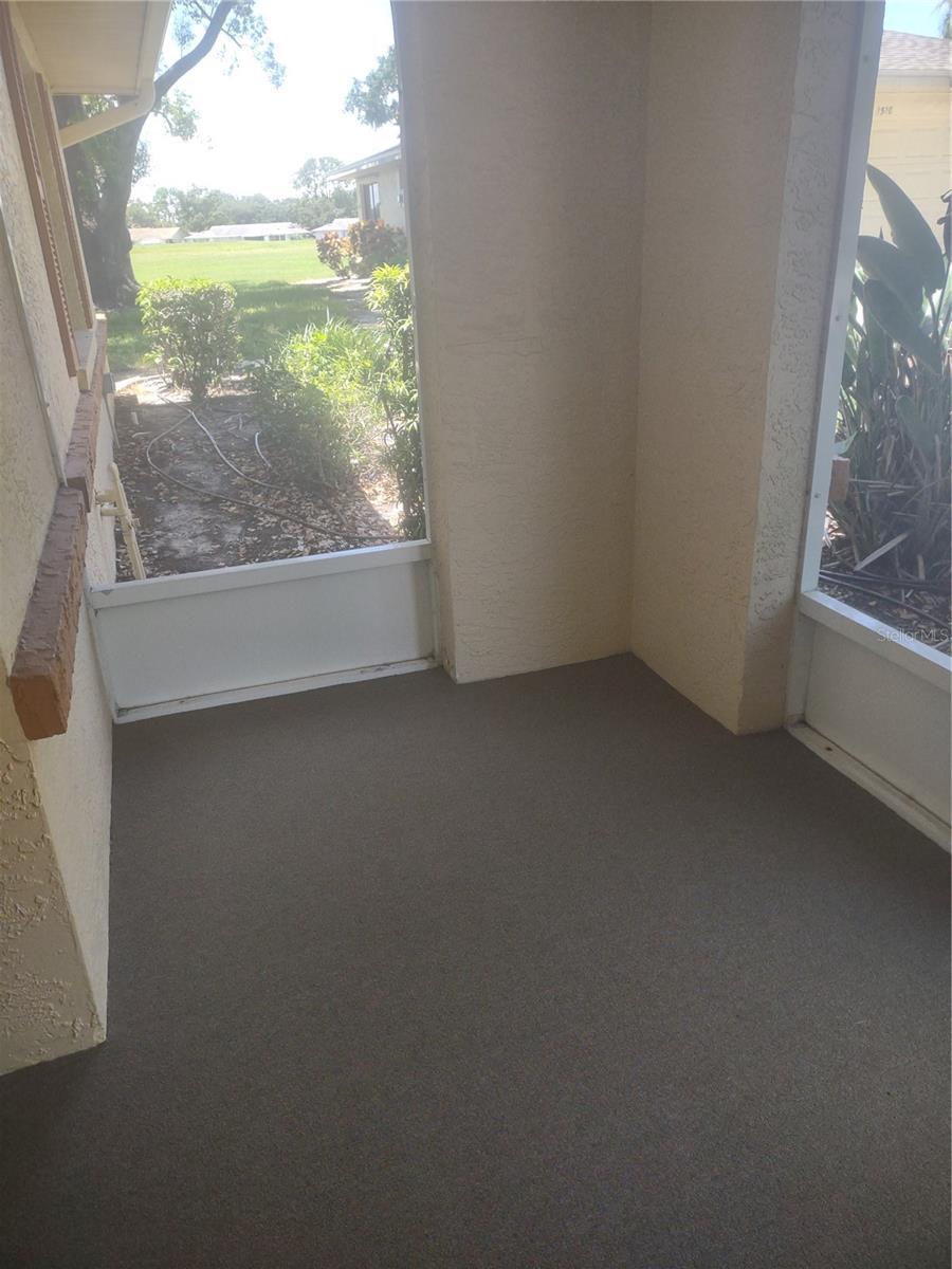 Property Photo: 1508 Ingram Drive 20 FL 33573