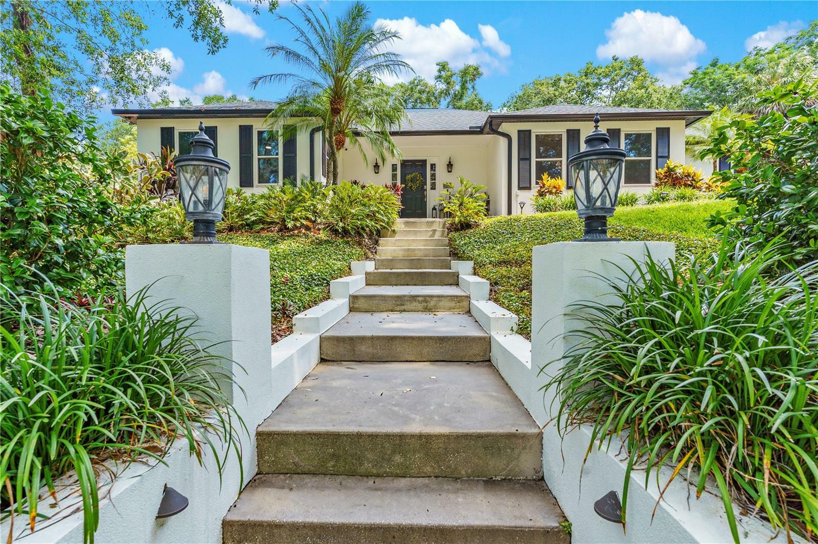 Property Photo:  2214 Dogwood Circle  FL 32757 